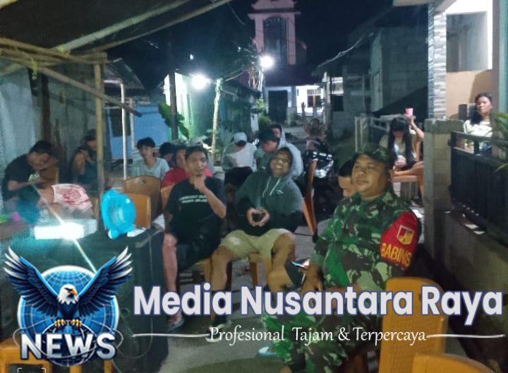 Nobar Semi Final Piala Dunia, Koramil 1310-06/Airmadidi Ciptakan Keakraban TNI dan Warga