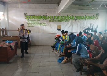 Police Goes to School, Polsek Cikarang Pusat Bekali Pelajar dengan Edukasi Karakter dan Keselamatan