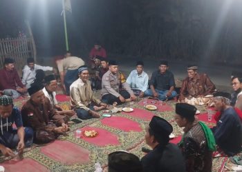 Patroli Jaga Jakarta Jaga Bekasi, Bhabinkamtibmas Sindangsari Hadiri Tahlilan Bersama Warga