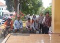 Respons Cepat dan Humanis, Bhabinkamtibmas Sukaragam Evakuasi ODGJ Bersama Petugas Terkait