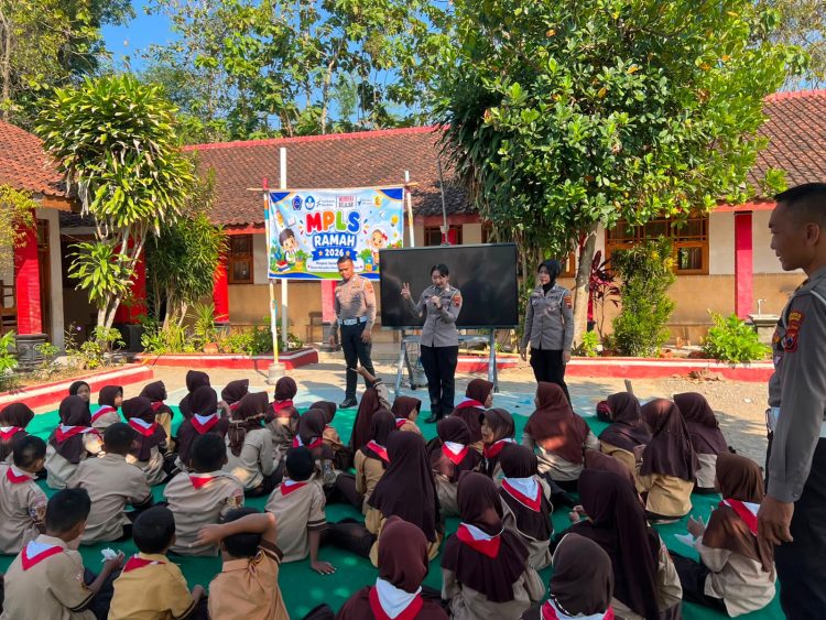 Polisi Sahabat Anak, Satlantas Polres Wonogiri Tanamkan Budaya Tertib Lalu Lintas Sejak Usia Dini