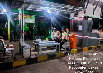 Bhabinkamtibmas Kedung Pengawas Perkuat Sistem Keamanan Lingkungan Bersama Petugas Security