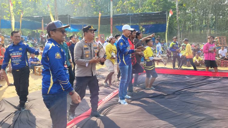 700 Penghobi Merpati Kolong Ramaikan Bhayangkara Cup di Pringsewu, Perebutkan Hadiah Rp50 Juta