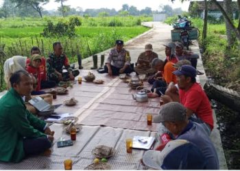 Sedekah Bumi Nepen Pererat Persatuan, Babinsa Teras Hadir Perkuat Kemanunggalan TNI dan Rakyat