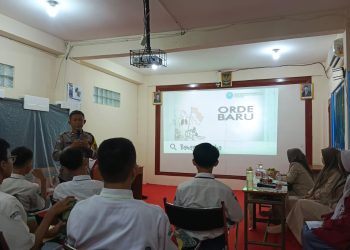 Police Goes to School, Bhabinkamtibmas Jejalenjaya Edukasi Pelajar SMA Islam Al-Munir tentang Bahaya NAPZA