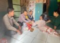 Bhabinkamtibmas Polsek Cikarang Selatan Salurkan Bantuan Sembako kepada Penyandang Disabilitas di Desa Sukadami