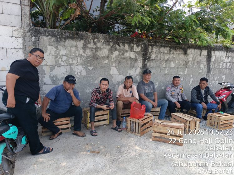 Jaga Jakarta Jaga Bekasi, Bhabinkamtibmas Kebalen Ajak Warga Aktifkan Kembali Siskamling