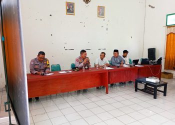 Jaga Jakarta Jaga Bekasi, Kapolsek Babelan Tekankan Netralitas Panitia dalam Tahapan Pilkades Muara Bakti