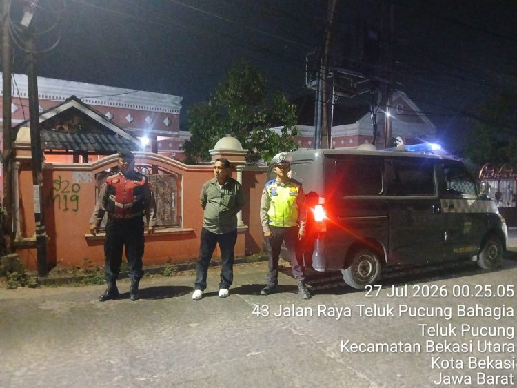 Jaga Jakarta Jaga Bekasi, Patroli Biru Polsek Babelan Perkuat Pencegahan Kejahatan Malam Hari