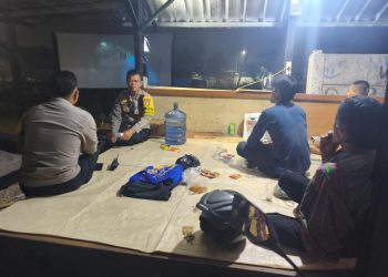 Jaga Jakarta Jaga Bekasi, Polsek Cikarang Pusat Sambangi Satkamling Desa Pasirtanjung