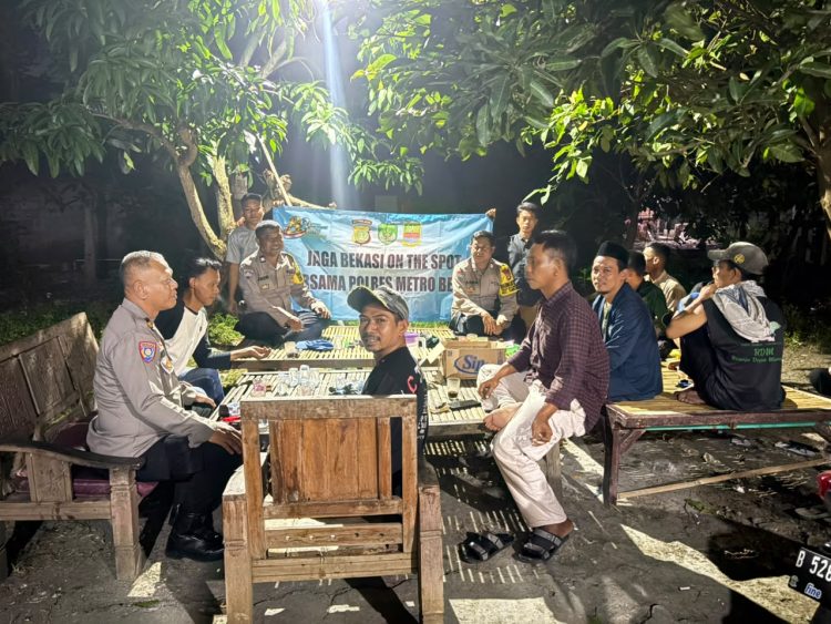 Jaga Bekasi On The Spot, Polsek Tambelang Ajak Warga Sukamantri Perkuat Keamanan Lingkungan