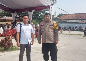 Polsek Tambelang Amankan Pendaftaran Bakal Calon Kepala Desa Sukabakti