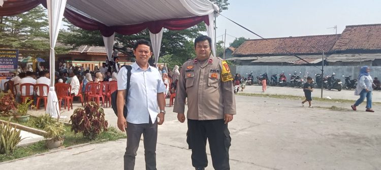 Polsek Tambelang Amankan Pendaftaran Bakal Calon Kepala Desa Sukabakti
