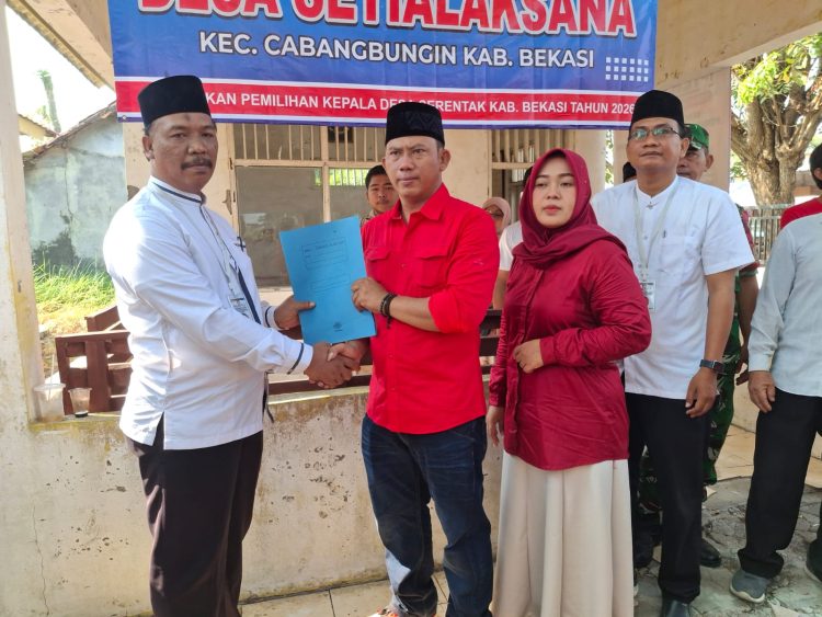 Kapolsek Cabangbungin Pimpin Pengamanan Pendaftaran Bakal Calon Kepala Desa Setialaksana