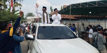 Ribuan Massa Antar Emin Suryana Daftar Pilkades Tamanrahayu, Yakin Bawa Perubahan