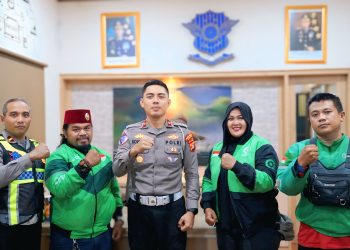Kasatlantas Kompol Komang Karisma Ajak Komunitas Ojol Jadi Pelopor Tertib Lalu Lintas