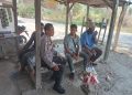 Bhabinkamtibmas Mekarjaya Sambangi Warga, Ajak Aktif Menjaga Kamtibmas