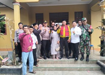 Polsek Muaragembong Amankan Pendaftaran Bakal Calon Kepala Desa Pantai Mekar