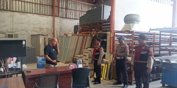 Polsek Serang Baru Gelar Patroli Jalan Kaki, Antisipasi Gangguan Kamtibmas dan Kejahatan 3C