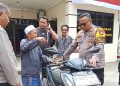 Polsek Serang Baru Kembalikan Sepeda Motor Hasil Operasi Kejahatan Jalanan kepada Pemiliknya