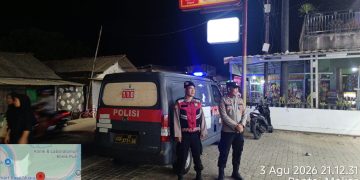 Patroli Biru Polsek Muaragembong Sisir Pertokoan, Antisipasi Kejahatan Malam Hari