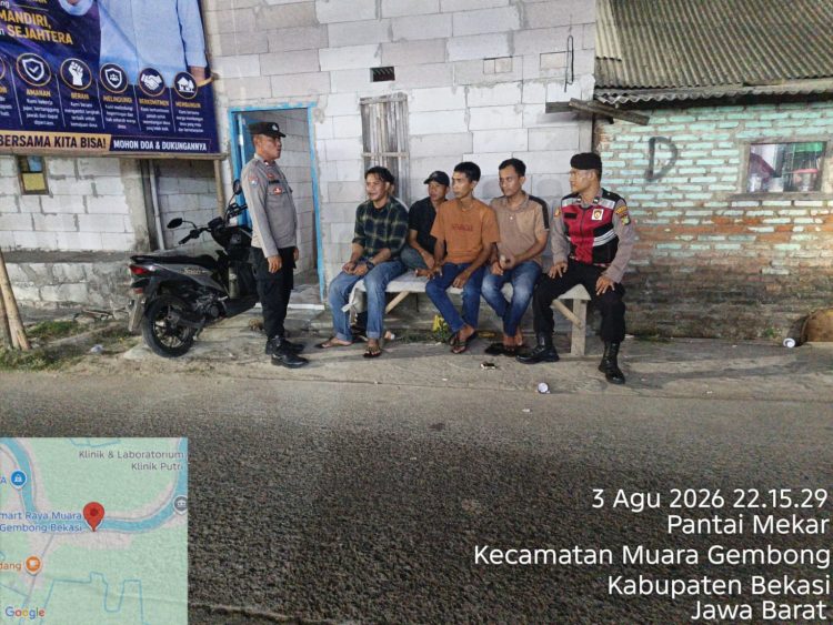 Sambangi Pemuda Malam Hari, Polsek Muaragembong Ingatkan Bahaya Tawuran