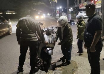 Polsek Cikarang Timur Gelar OKJ Malam Hari, Satu Sepeda Motor Tanpa STNK Diamankan