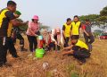 Polsek Cikarang Selatan Tanam Pohon dan Amankan Gerak Jalan Semarak HUT RI ke-81