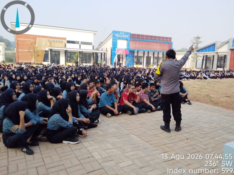 Police Go to School, Polsek Setu Beri Edukasi Bahaya Narkoba dan Kenakalan Remaja di SMKN 1 Burangkeng