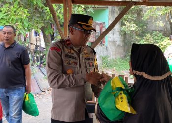 Jaga Jakarta Jaga Bekasi On The Spot, Polsek Cikarang Selatan Bagikan 100 Paket Sembako Sambut HUT RI ke-81