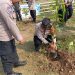Polsek Kedungwaringin Bersama Masyarakat Tanam Pohon dalam Program PMJ Merdeka 2026