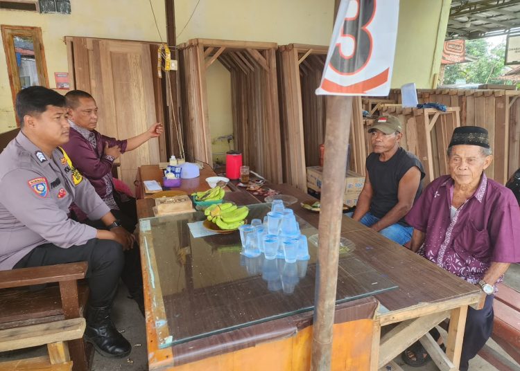 Jaga Jakarta Jaga Bekasi, Bhabinkamtibmas Lenggah Jaya Ajak Warga Waspadai Curanmor dan Tawuran Remaja