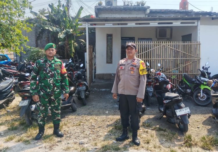 Bhabinkamtibmas dan Babinsa Monitor Kebaktian Jemaat GPdI Immanuel Tambelang