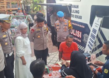 Jaga Bekasi On The Spot, Polres Metro Bekasi Hadirkan Layanan Terpadu di Cikarang Utara Dari Green Service Hingga Paket Bantuan untuk Warga