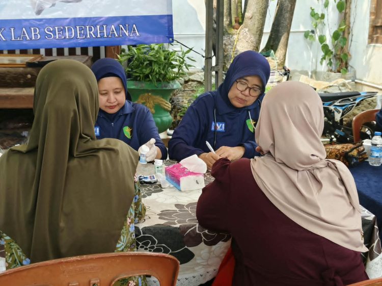 Bekasi On The Spot, Polres Metro Bekasi Gelar Bakti Kesehatan Gratis untuk 68 Warga Cikarang Utara