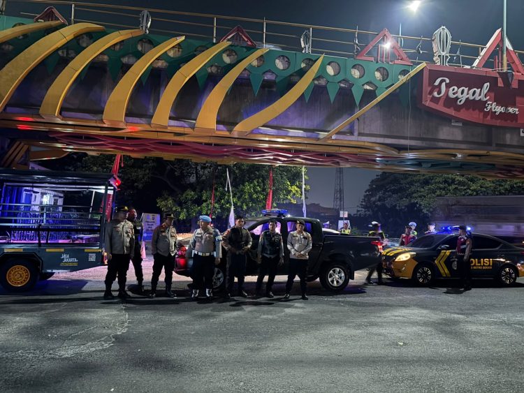 Patroli Skala Besar Polres Metro Bekasi Sisir Titik Rawan, Antisipasi Tawuran hingga Geng Motor