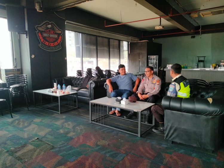 Patroli Dialogis di Kawasan Lippo, Polsek Cikarang Selatan Antisipasi 3C dan Gangguan Kamtibmas