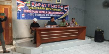 Bhabinkamtibmas Hadiri Rapat Penyusunan DPS Pilkades Sukawijaya Tetapkan 3.371 Pemilih Sementara