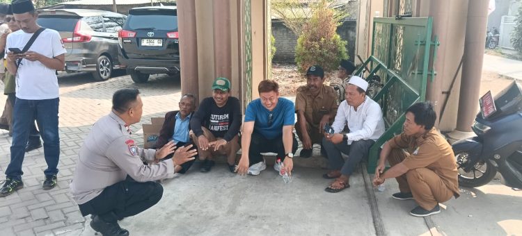 Bhabinkamtibmas Karangharum Ajak Warga Jaga Kondusivitas Jelang Pilkades