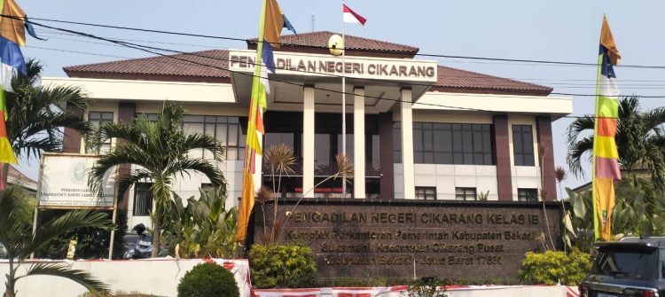 LBH HARIMAU RAYA KECEWA ATAS PENUNDAAN PEMBACAAN PUTUSAN SELA