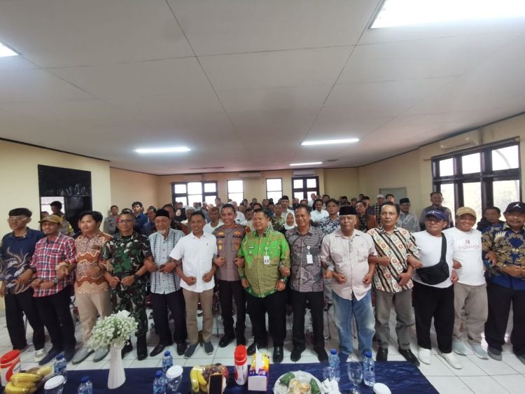 Polsek Tambun Selatan Gelar Silaturahmi Kamtibmas, Ajak Tim Sukses Jaga Pilkades Aman dan Damai