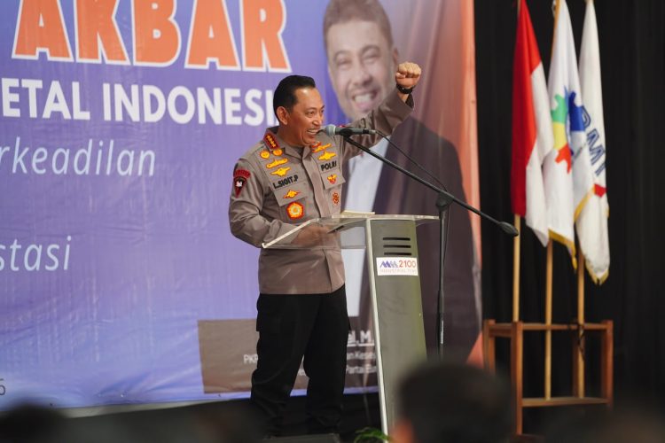 Kapolres Metro Bekasi Dampingi Kapolri dan Kapolda Metro Jaya Hadiri Apel Akbar FSPMI