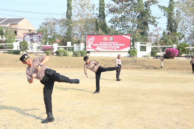 Polres Lampung Utara Tingkatkan Kemampuan Beladiri Personel, Wakapolres Pimpin Latihan