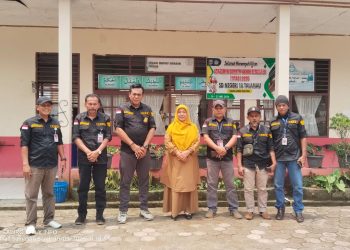 Bangun Kolaborasi Positif, Media Online Talamau Sambangi Sejumlah Sekolah Dasar Negeri di Sinuruik
