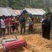 Wujud Kepedulian TNI, Satgas Pamtas RI-PNG Kewilayahan Yonif 147/KGJ Bantu Pemakaman Masyarakat Kampung Ururu di Distrik Yamor