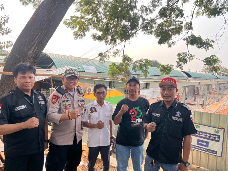 Pertemuan Hangat DPAC BPPKB BANTEN HDS Kecamatan Kramat Jati Dengan Kapospol Pasar Induk