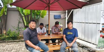 Bhabinkamtibmas Kedung Pengawas Sambangi Warga, Ajak Aktifkan Pos Ronda dan Jaga Kondusivitas Pasca Pilkades