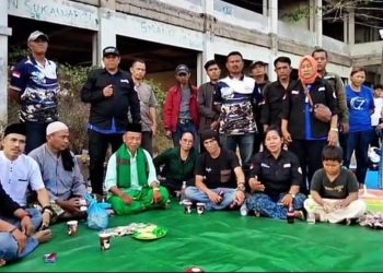Fwji mengelar doa bersama, untuk Menghidupkankan kembali bangunan islamic center kabupaten bekasi yang terbengkalai.