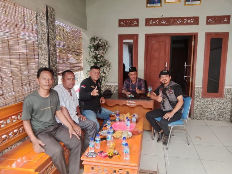 Pererat Silaturahmi, Sambangi Kediaman Kaperwil Jakarta Raya dan Tokoh Masyarakat Gunung Kaler