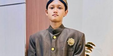 Harumkan Nama MTsN 42, Anugrah Bintang Dirgantara dan Alvaro Siswa Kelas 9 Raih Medali Emas Bahasa Indonesia dan Medali Perak Bahasa Inggris Tingkat Nasional di OCI 2026